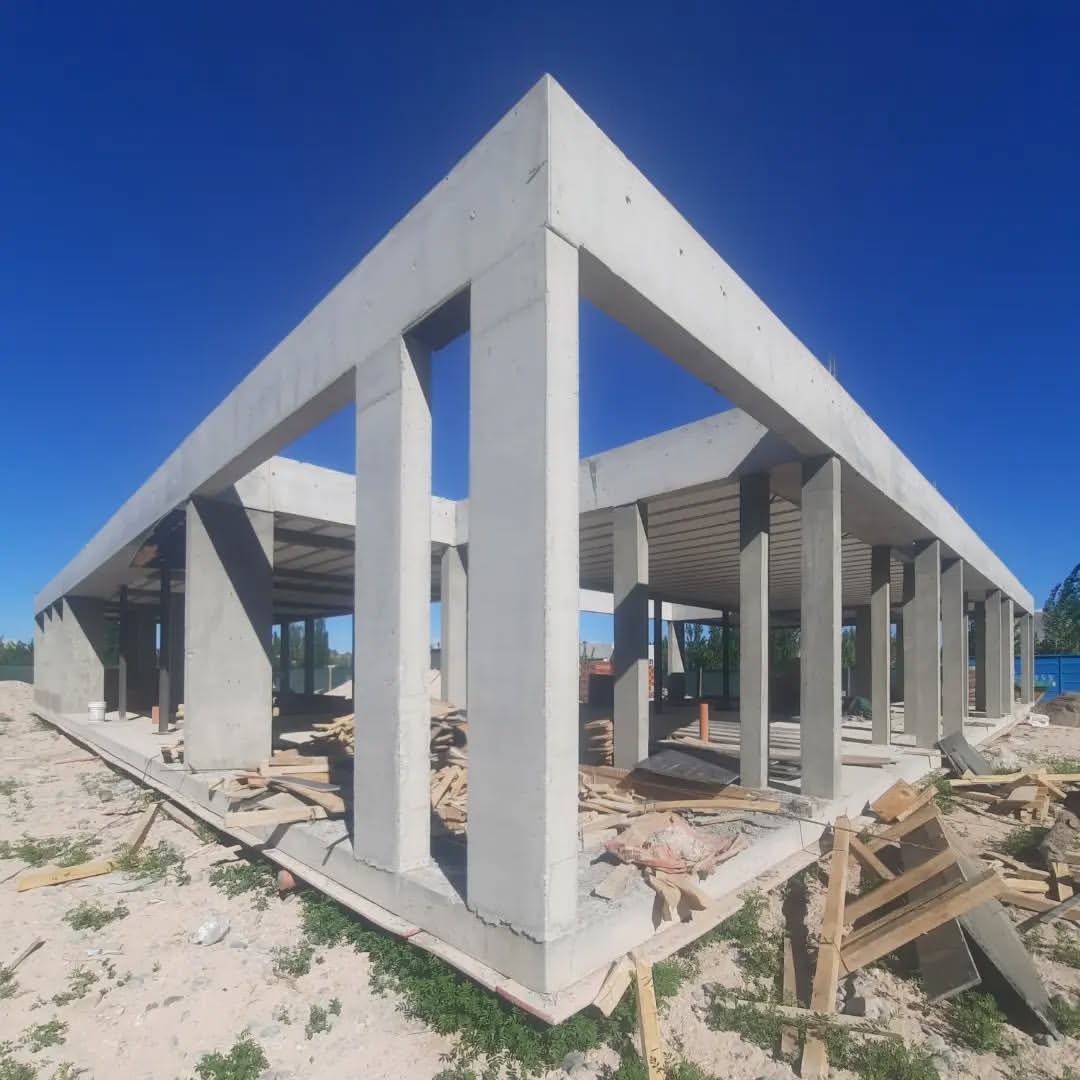 Complejo Tassone - Desarrollo Mixto